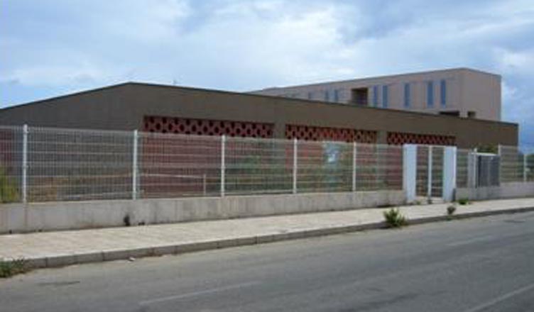 Disused building, Villamartin canal. This could never be a cultural centre!! But it may be what the Town Hall is considering