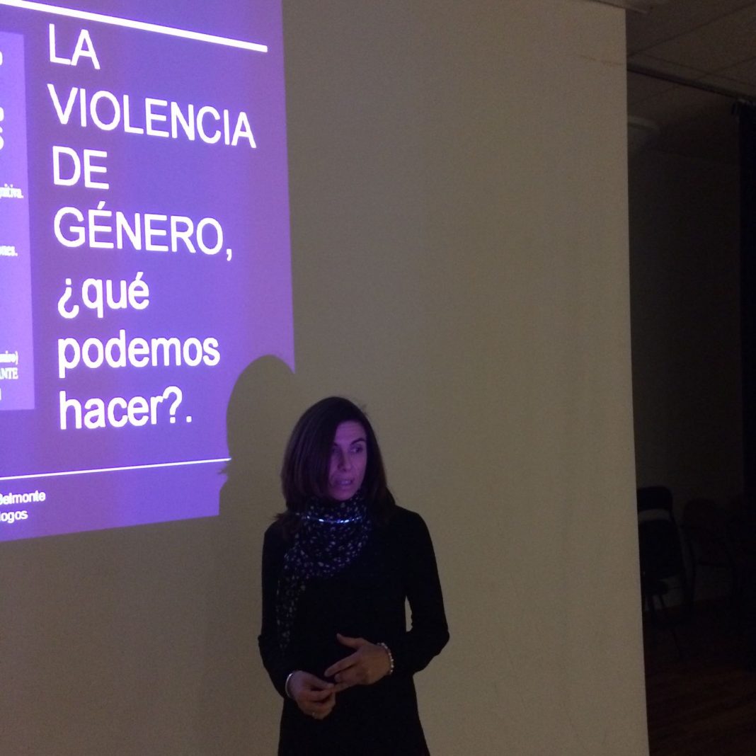 Sofía Cerezo während der Ausbildung Sofía Cerezo während der Ausbildung