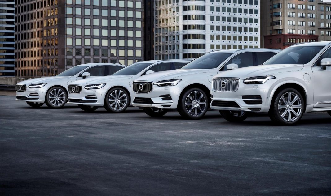 207937_Volvo_Cars_T8_Gama_de_motores_bimotores