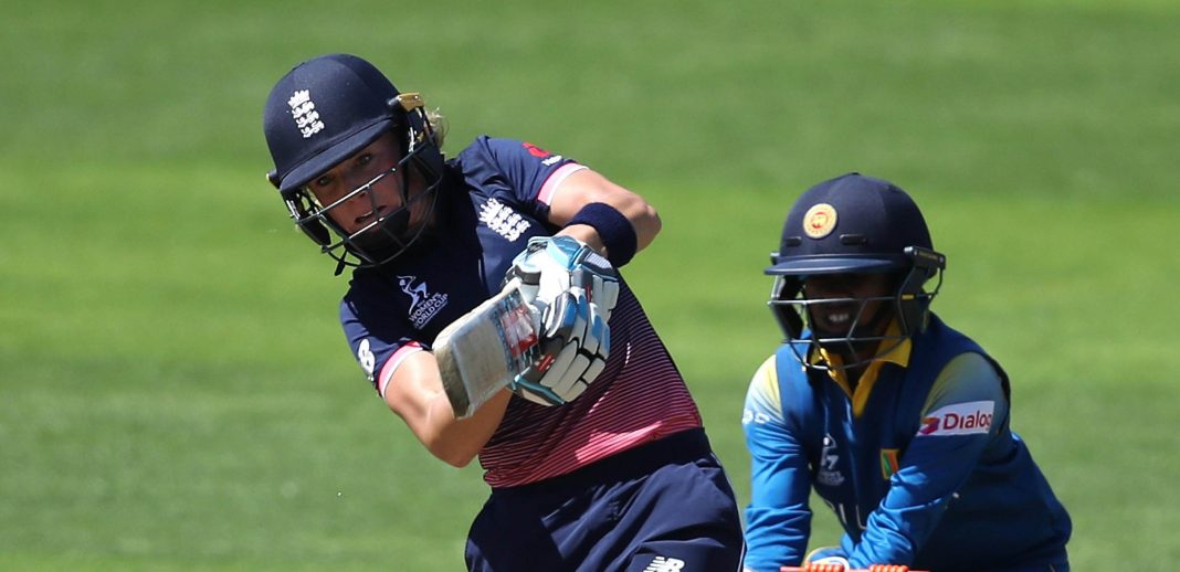 Lauren Winfield d'Angleterre