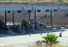89-year-old driver dies after wrong-way crash on AP-7 motorway in Orihuela Costa An 89-year-old German driver has died following a head-on collision on the AP-7 motorway in Orihuela Costa after allegedly driving in the wrong direction for several kilometres.