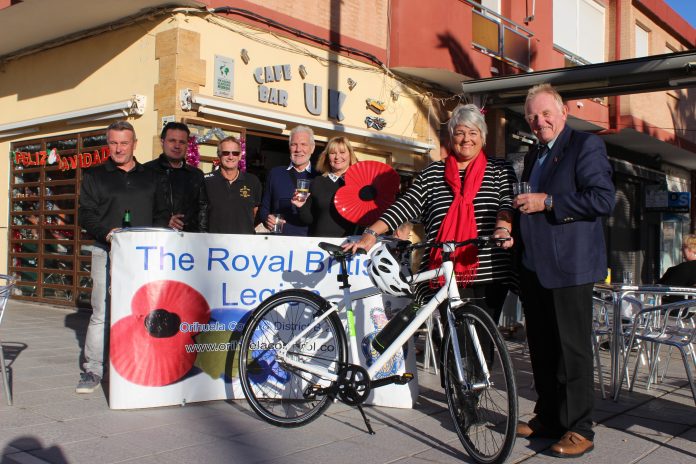 ‘On yer bike’ with Poppy Golf