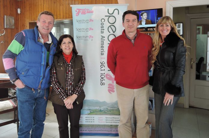 Mojácar’s Mayor, Rosmari Cano and Tourism Councillor Emmanuel Agüero, talk on Spectrum Radio