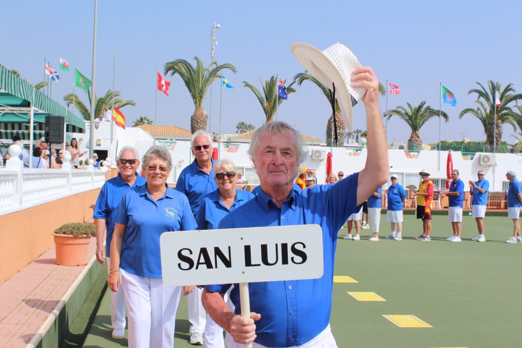 SAN LUIS BOWLS CLUB - VICS HAMPER