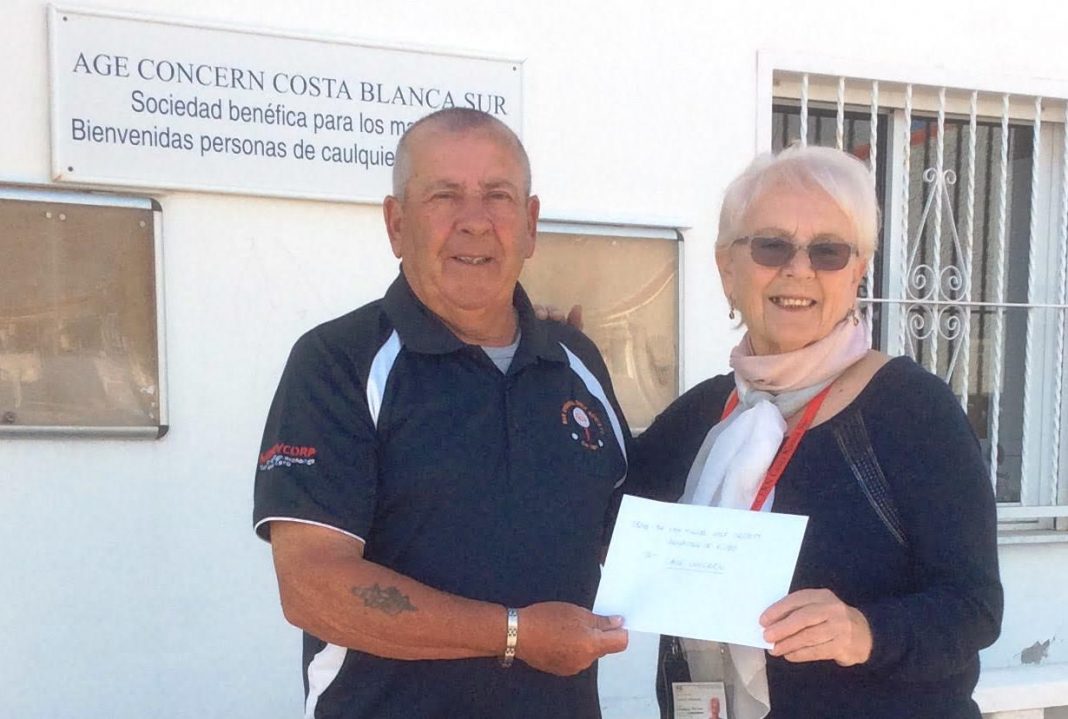 San Miguel Golf Society Visits Age Concern