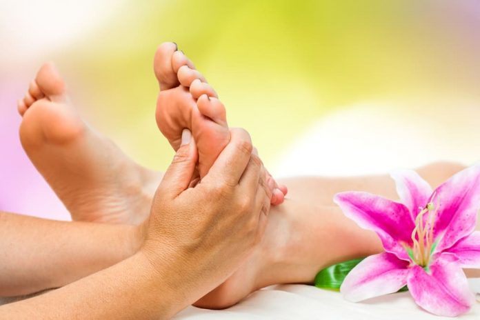 WOULD YOU LIKE TO LEARN REFLEXOLOGY?