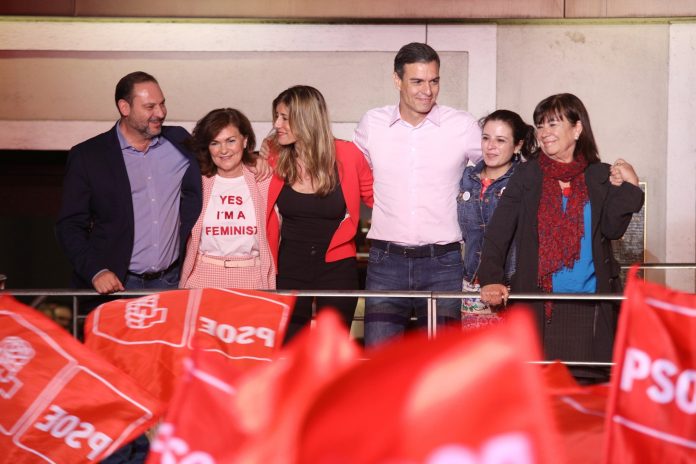 Partido Socialista Obrero Español (PSOE, or the Socialist Party) obtained the most seats with 123 (85 in 2016) out of the 350 in the Congress of Deputies