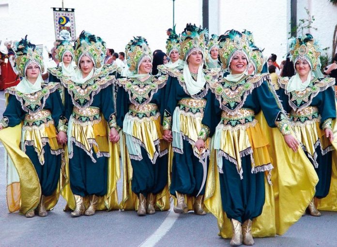 MOJÁCAR’S MOORS AND CHRISTIANS FIESTA BEGINS!