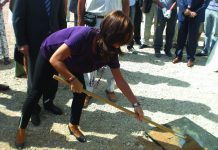 ORIHUELA CORRUPTION SCANDAL: Former Mayor and Businessmen Ordered to Repay Over €5 Million Former Mayor Monica Lorente covering the time capsule on the site of the La Zenia Emergency Centre in 2010
