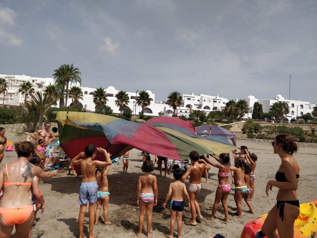 Mojácar prepares for the possible nesting of Loggerhead turtles on its beaches