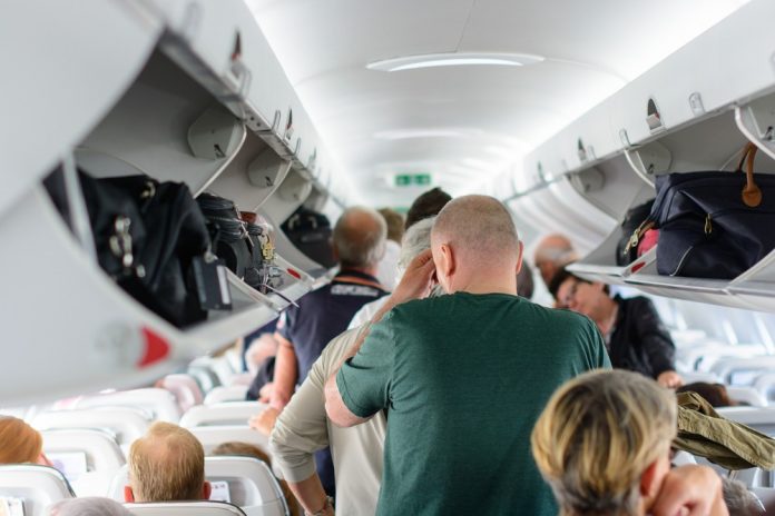 Increase in thefts from aircraft overhead luggage compartments