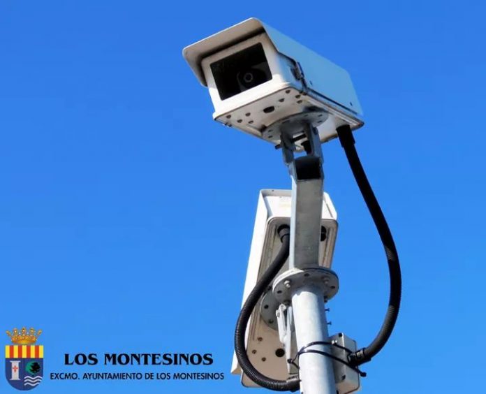 SECURITY CAMERAS IN LOS MONTESINOS