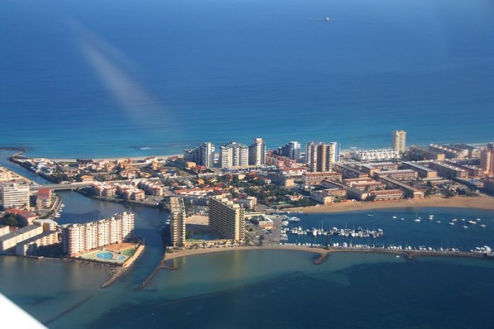 October drop of 59% in La Manga Tourism