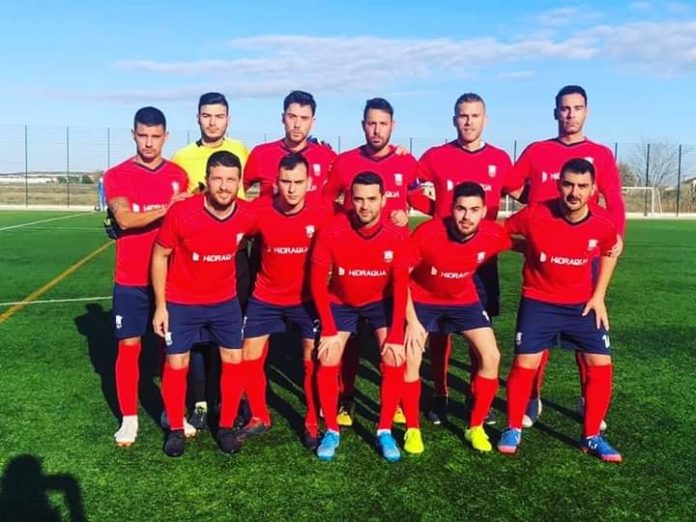 C.F. Sporting San Fulgencio fightback against Racing.