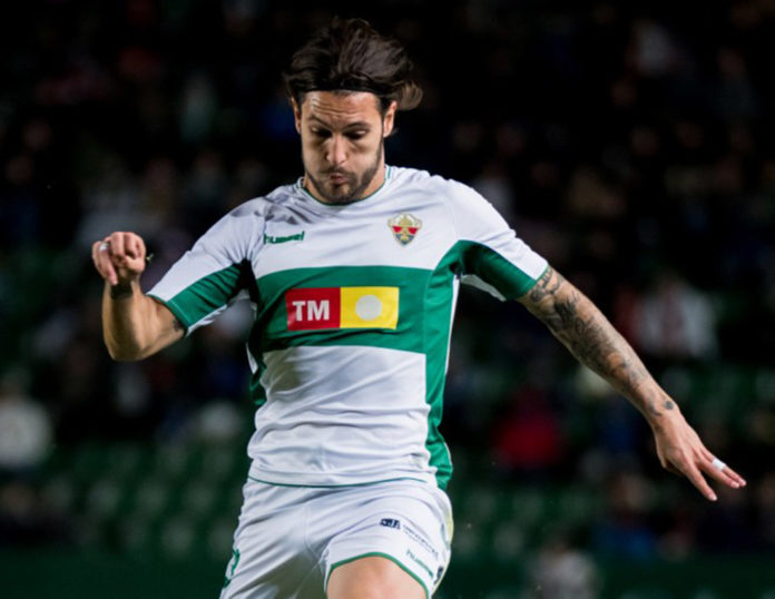 Leeds United favourites in race for Elche’s Juan Cruz