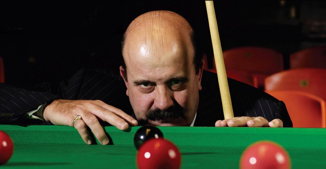 Villamartin based Willie Thorne rushed back into hospital by ambulance