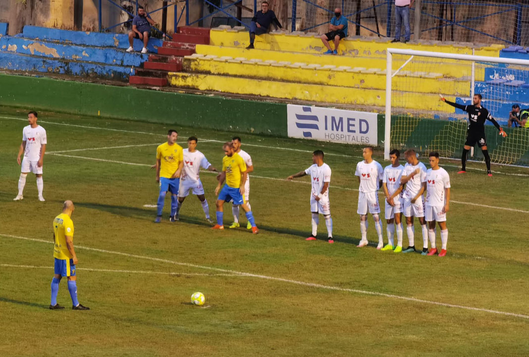 Orihuela hosted Real Murcia CF in pre-season friendly at Los Arcos.