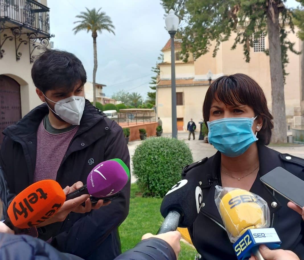 Leaders of Cambiemos and PSOE,  Carlos Bernabé and Carolina Gracia