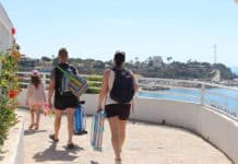 Die Renovierung der Promenade von Cabo Roig bestätigte nach einem Prozess von 3 Millionen Euro einen Betrag von nur 26 € Wiedereröffnung des Cabo Roig-Gehwegs bestätigt, nachdem ein 3-Millionen-Euro-Landstreit für nur 26,000 Euro beigelegt wurde