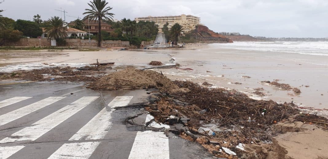 Orihuela demands repairs to La Glea road