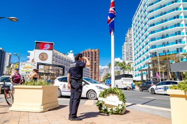 Benidorm Policeman salutes Queen Elizabeth