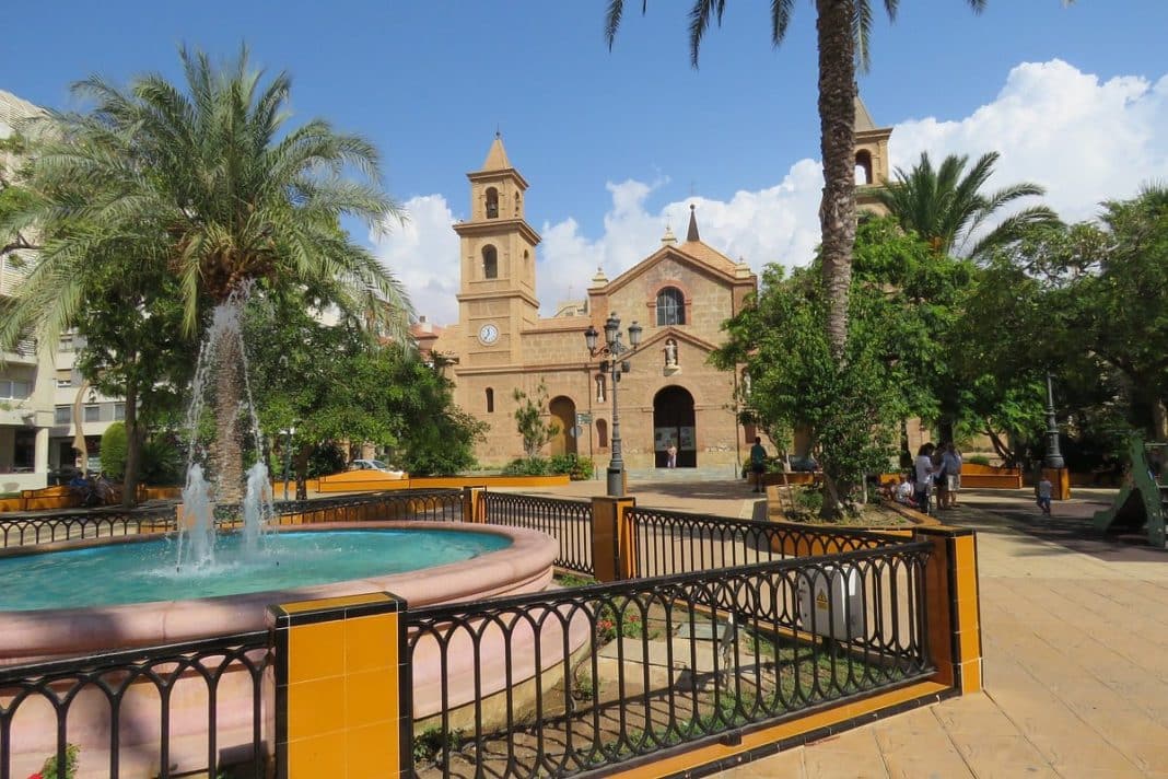 Facelift for Plaza de la Constitución in Torrevieja