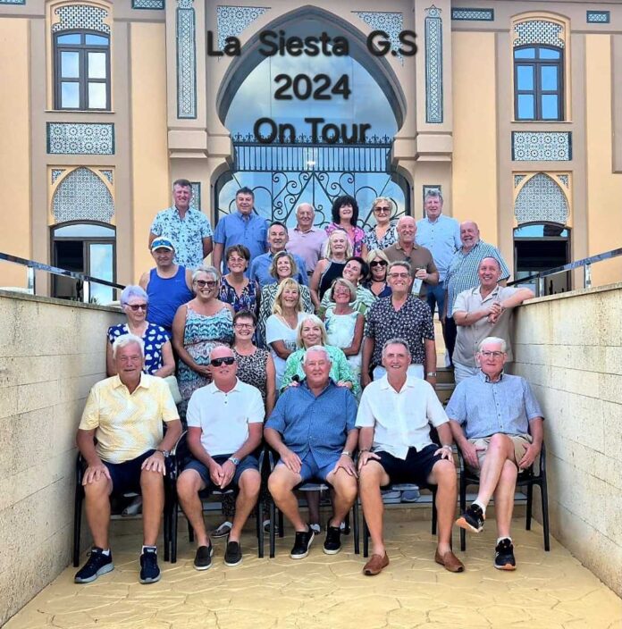 La Siesta golfers on Tour