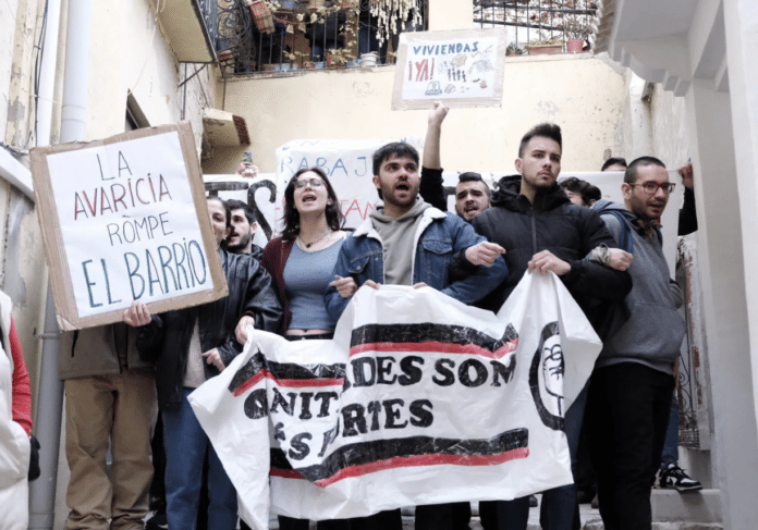 Housing groups organise a workshop on how to house squat in Alicante