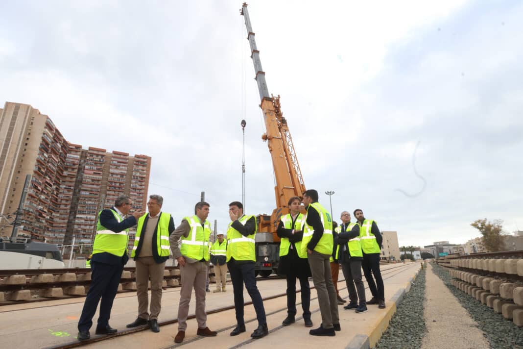 The President of the Generalitat, Carlos Mazón, reaffirmed the government’s commitment to expediting the development of the future Alicante Central Station