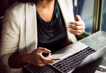 Simplicity in Online Entertainment Is a Good Thing – Here’s Why Online entertainment is one area of our daily lives that has seen the most seismic change in the last few years