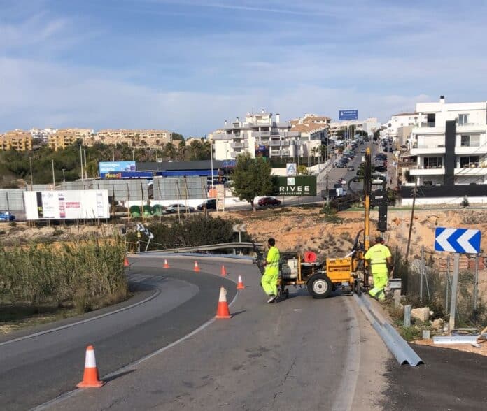 AVCRL, the Association of residents of Cabo Roig and Lomas - Orihuela Costa, continually denounced the highly dangerous section of this road