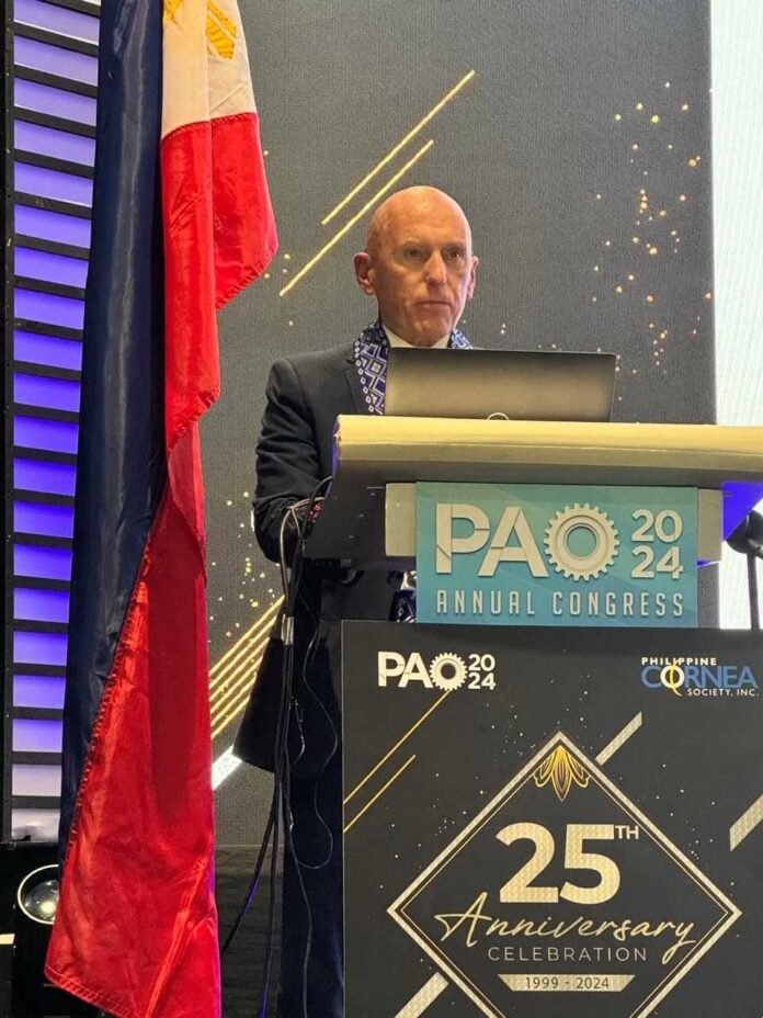 Prof. Alió took part in several sessions at the 25th Anniversary Symposium of the Philippine Cornea Society