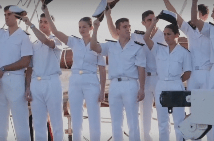 This milestone marks the beginning of an important phase in Princess Leonor's training aboard the iconic naval vessel.