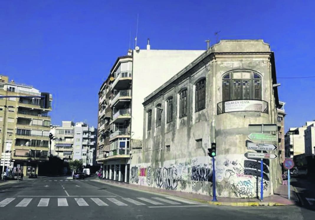 Die Temperaturen liegen zwischen 10 °C und 19 °C und sorgen für eine kühle, aber angenehme Atmosphäre. Bei leichtem Wind liegt die gefühlte Temperatur nahe an den tatsächlichen Werten.
