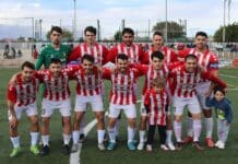 Een spel met twee helften eindigt in een gelijkspel De klassieke voetbaluitdrukking “een wedstrijd met twee helften” vat de wedstrijd van afgelopen zondag in Novelda perfect samen.