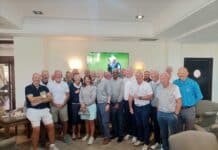 Баклі йде до гравця в гольф на День Чемпіонату Кельтів Також відбулася кульмінація нагородження «Гольфіст року», вітаємо гідну переможницю Бев Баклі, яка подякувала всім присутнім і присвятила свою перемогу своєму батькові.