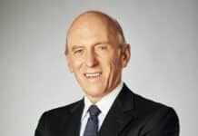 NEW AUTOFOCUS INTRAOCULAR LENS ALLOWS FREEDOM FROM GLASSES AFTER SURGERY Dr. Jorge Alió has been involved for 14 years in the development of the innovative accommodative intraocular lens (AIOL) “Lumina”