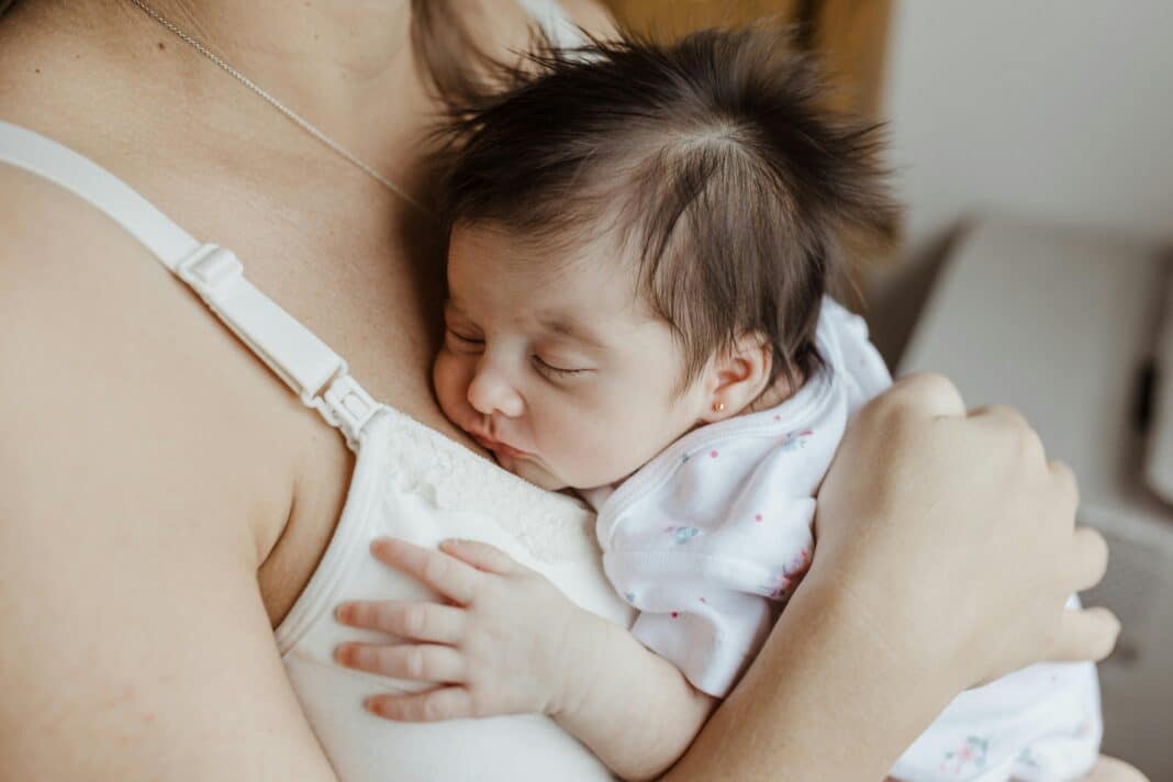 This award recognizes individuals, institutions, or associations committed to promoting, protecting, and supporting maternal and child health and social well-being within the Torrevieja Health Department.