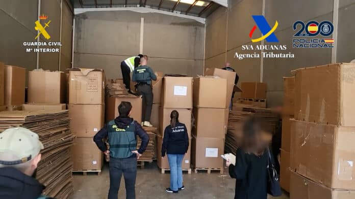 La red internacional operaba fábricas y almacenes clandestinos en varias ciudades de la provincia de Alicante.