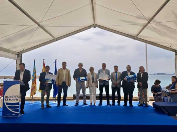 Local beachgoers know the truth: Orihuela’s coast is beautiful—naturally so—but if Blue Flags are being handed out for anything beyond pretty sea views and vague aspirations, someone’s GPS clearly malfunctioned.