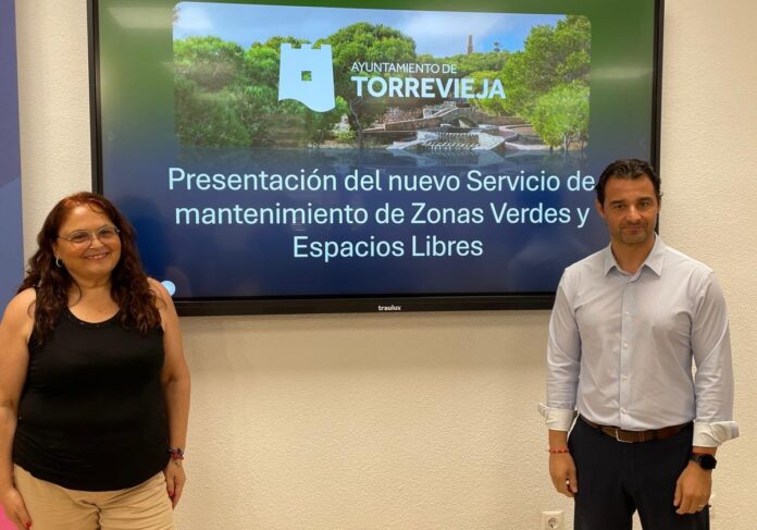 Den lokale avdelingen av Spanias sosialistparti (PSOE) oppfordrer Torreviejas ordfører, Eduardo Dolón, til å ta ansvar og gi forklaringer etter at hans tidligere høyre hånd ble dømt for bedrageri.