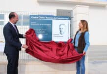 295,000 € Investition zur Wiederbelebung eines verlassenen Bürgerzentrums in Orihuela Costa Das Gebäude wurde 2017 vom Bürgermeister Emilio Bascuñana benannt