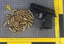 Sivilgarden demonterer voldelig ransgjeng i Villanueva del Río Segura Under fire ransakinger i hjem i Villanueva del Río Segura – der den oppløste gjengen holdt til – beslagla betjenter fra Civil Guards justispoliti en halvautomatisk pistol med rikelig ammunisjon, et kjøretøy og en rekke mobiltelefoner.