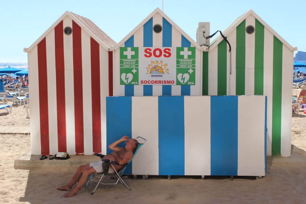 Les experts du secteur prédisent que l'Espagne pourrait accueillir un nombre record de 100 millions de touristes internationaux en 2025, grâce à son climat ensoleillé, sa riche culture, sa cuisine renommée et ses prix compétitifs.