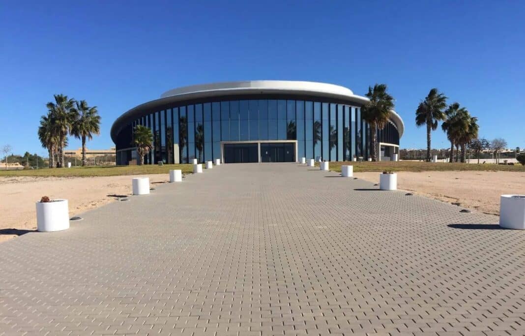 Optimistically, the council aims to complete the move by January 2026, according to Culture Councillor Antonio Quesada.