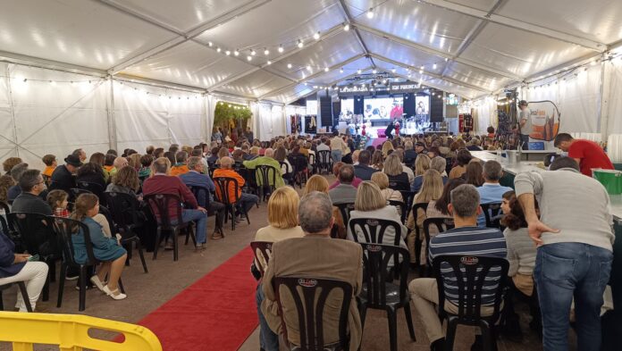 The scandal has raised serious questions about oversight in the city’s subsidy program, particularly the role of Councilor Rocío Ortuño (PP), who oversees the area of local festivities