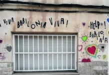 Regjeringen truer med rettslige skritt mot Valencia etter at de stanser rivingene i Guardamar Madrid og Generalitat krangler om kontrollen over Babilonia-strandhusene. Valencia anklages for å ha brutt statlige fullmakter og «institusjonell illojalitet».