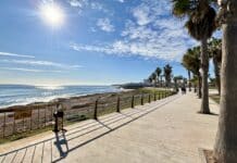 La rénovation tant attendue des garde-corps du front de mer commence à Playa Flamenca et La Zenia La rénovation va au-delà de simples réparations. Les garde-corps désuets seront entièrement modernisés avec de l'acier inoxydable de haute qualité, choisi pour sa durabilité et sa résistance aux conditions marines difficiles.