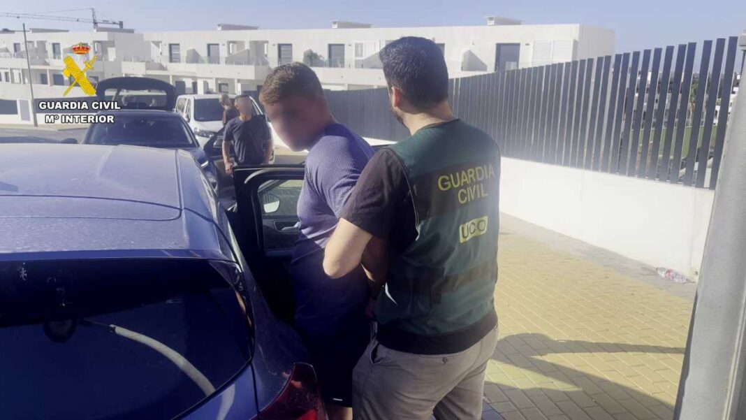 After initially being held in Portugal, the fugitive took advantage of gaps in the judicial process and managed to escape custody.