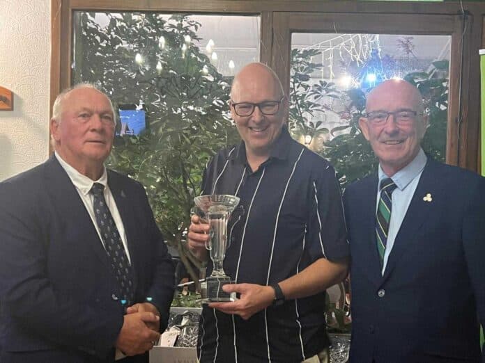 Au total, quatre-vingts membres et invités ont participé à l’événement de cette année, reflétant l’enthousiasme et la camaraderie continus au sein du club.